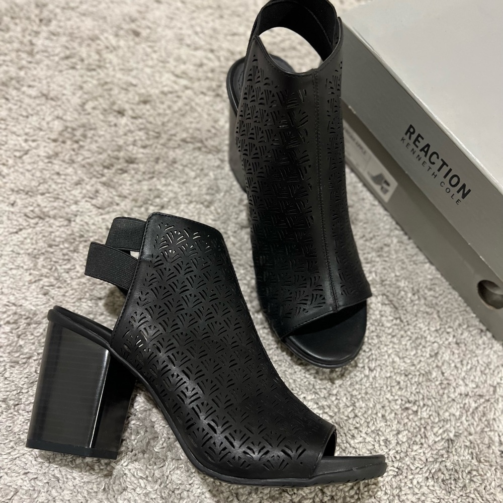 Kenneth Cole Reaction Fridah Apple